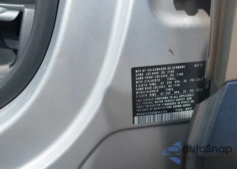 2013 Volkswagen Tiguan S z USA, uszkodzony, nr VIN WVGAV3AX9DW582763